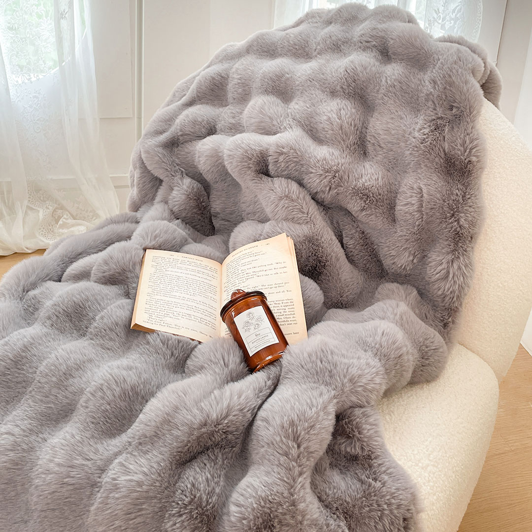 SOGA 200cm Grey Fur Fuzzy Super Soft and Cozy Fluffy Throw Blanket - BlanketFur335 - Home - 6 - AU DEPOT SOGA Buy SOGA 200cm Grey Fur Fuzzy Super Soft and Cozy Fluffy Throw Blanket Online - Home - 6 - AU Depot Free Shipping