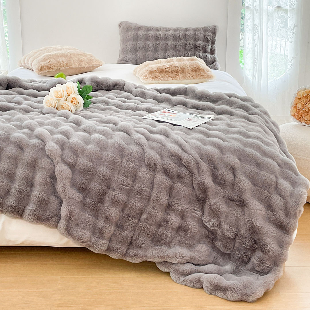 SOGA 2X 200cm Grey Fur Fuzzy Super Soft and Cozy Fluffy Throw Blanket - BlanketFur335X2 - Home - 3 - AU DEPOT SOGA Buy SOGA 2X 200cm Grey Fur Fuzzy Super Soft and Cozy Fluffy Throw Blanket Online - Home - 3 - AU Depot Free Shipping