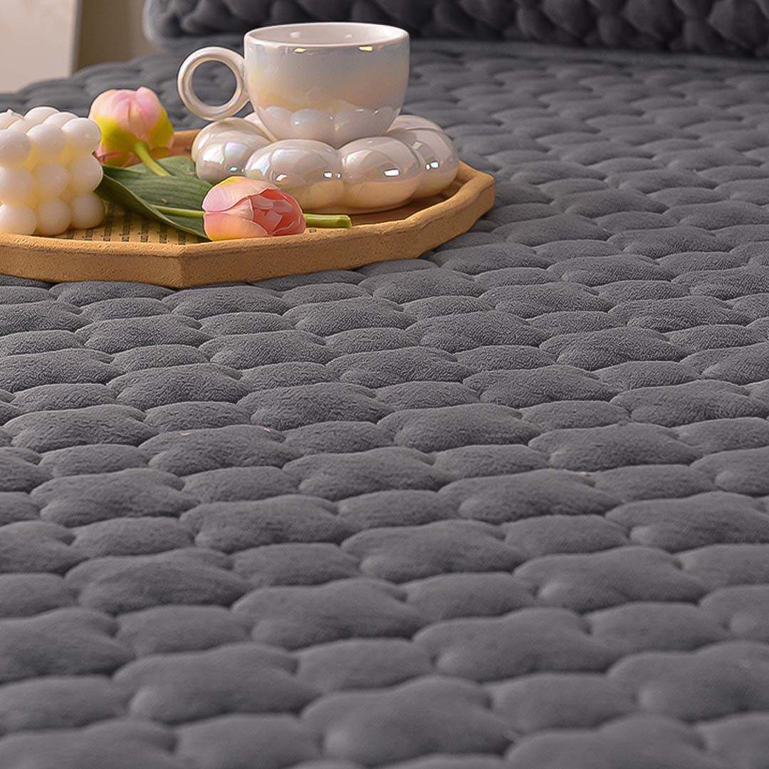 SOGA Grey 138cm Wide Mattress Cover Thick Quilted Fleece Stretchable Clover Design Bed Spread Sheet Protector with Pillow Covers - BCover7001 - Home & Living - 4 - AU DEPOT SOGA Buy SOGA Grey 138cm Wide Mattress Cover Thick Quilted Fleece Stretchable Clover Design Bed Spread Sheet Protector with Pillow Covers Online - Home & Living - 4 - AU Depot Free Shipping
